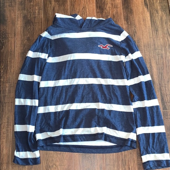 Hollister Other - Hooded long sleeve shirt